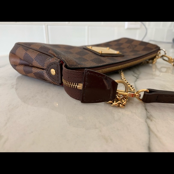 Louis Vuitton Eva Clutch in Ebene Damier - Picture 5 of 10